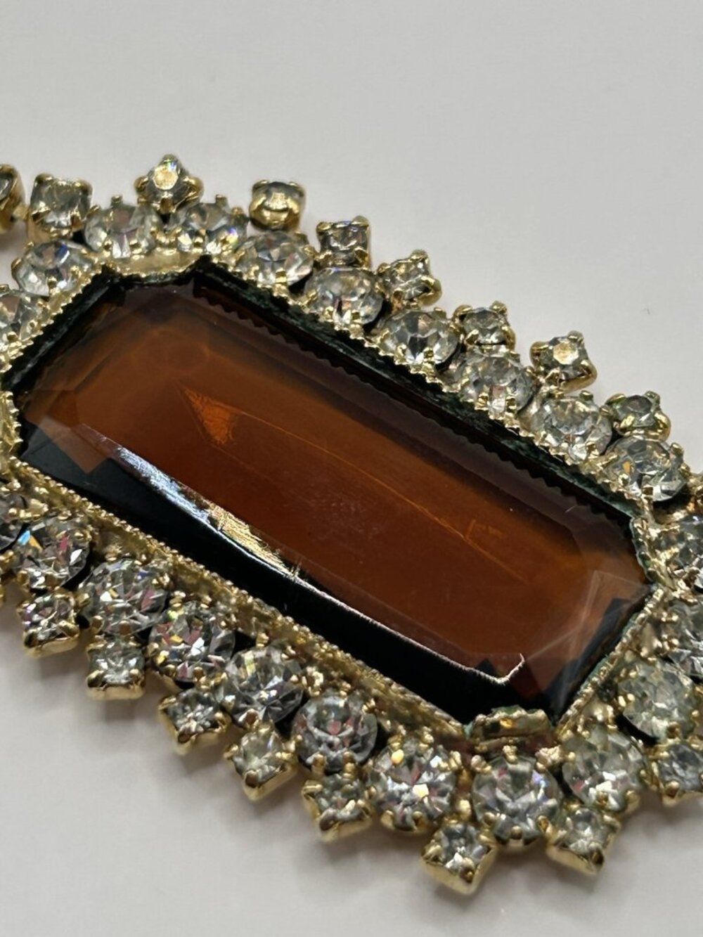 Vintage Statement Brown Glass Rhinestone Pendant Necklace Gold Tone Glam Style - Picture 15 of 16